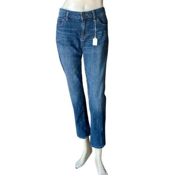 649339....JLO Straight leg Jeans Size 6, W30" 26"Inseam 9"Rise - Picture 1 of 6